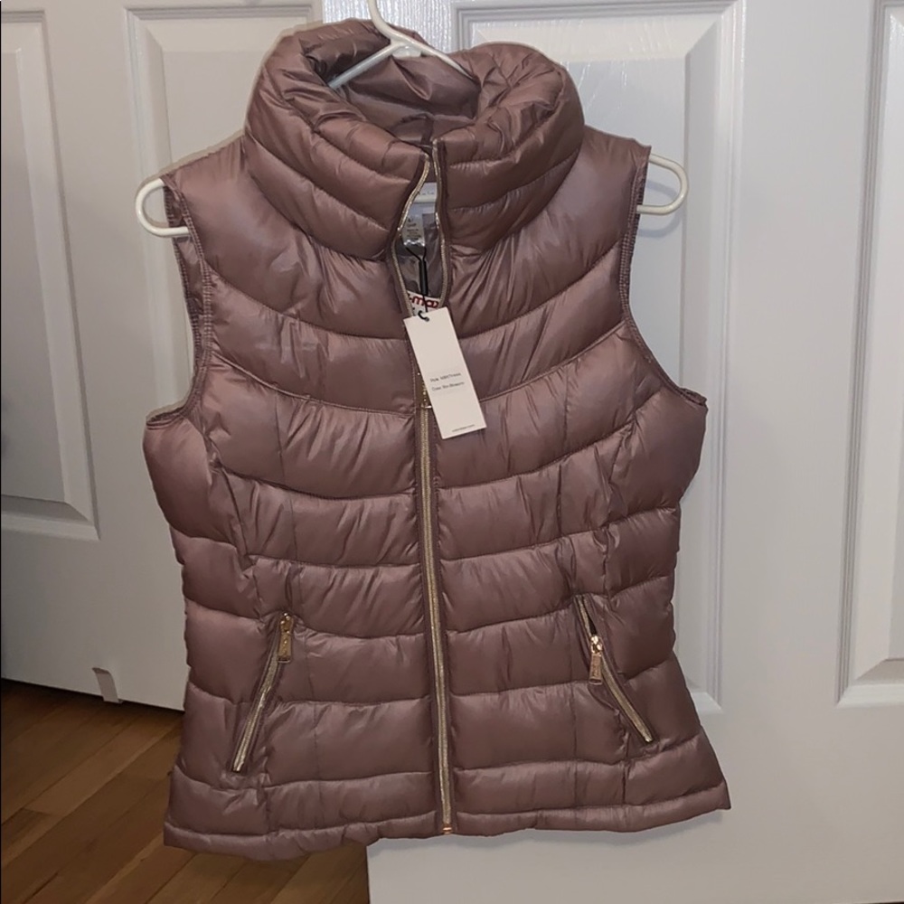 Calvin Klein Vest - SIZE SMALL
